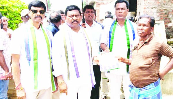 శంబరలో గడపగడపకు మన ప్రభుత్వం