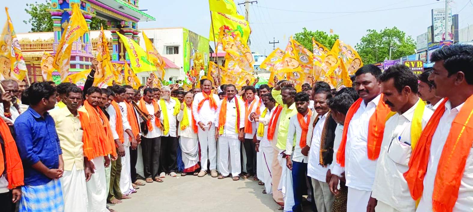 మాట్లాడుతున్న పాలకుర్తి తిక్కారెడ్డి