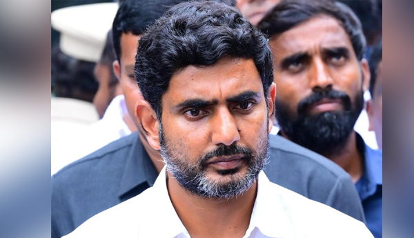 Nara-Lokesh-attended-the-CID-investigation