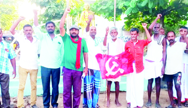 మృతుల కుటుంబాలకు రూ.50లక్షలు ఎక్స్‌గ్రేషియో చెల్లించాలి