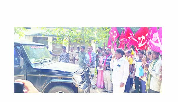 ఏనుగులను తరలించాల్సిందే