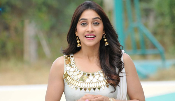 /Regina-in-Ajith's-movie