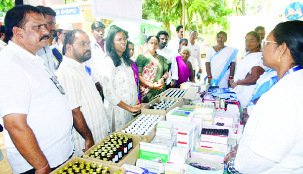 ఎంత సమయమైనా అందరికీ తనిఖీలు