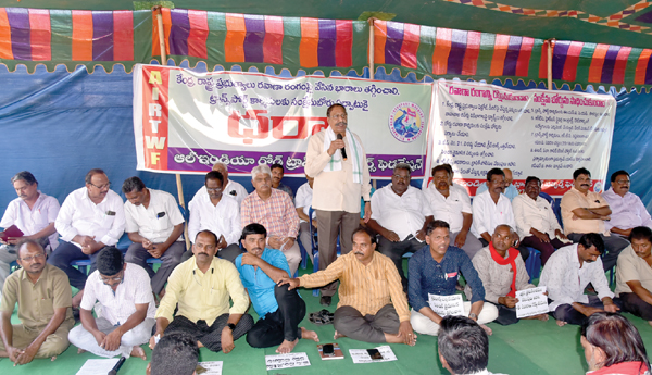 transport-sector-in-crisis