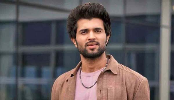 'గ్యాంగ్‌స్టర్‌'గా విజయ్ దేవరకొండ