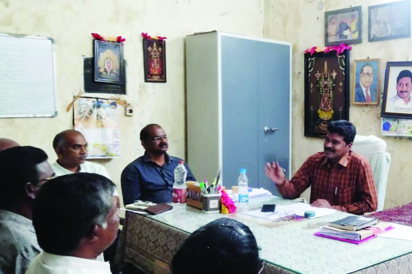 రాజకీయ పార్టీల ప్రతినిధులు సహకరించాలి