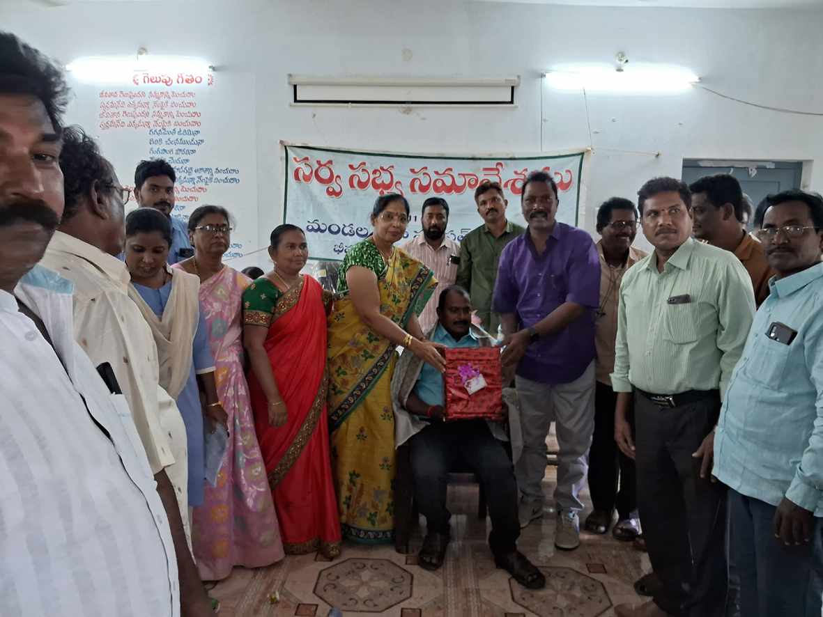సింహాద్రి సేవలు అభినందనీయం