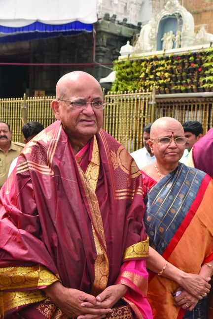 శీవారిని దర్శించుకున్న వెంకయ్య నాయుడు