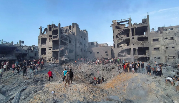 gazas-biggest-refugee-camp-bombed