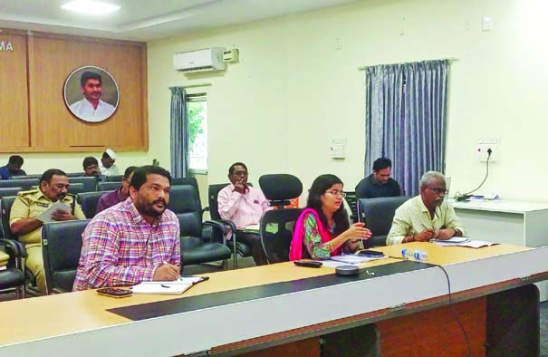 ధాన్యం సేకరణపై జెసి సమీక్ష