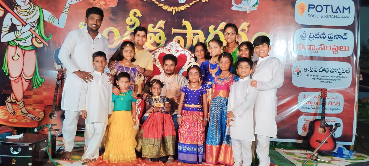 చిన్న నాటి నుంచి సంగీతం నేర్చుకోవాలి