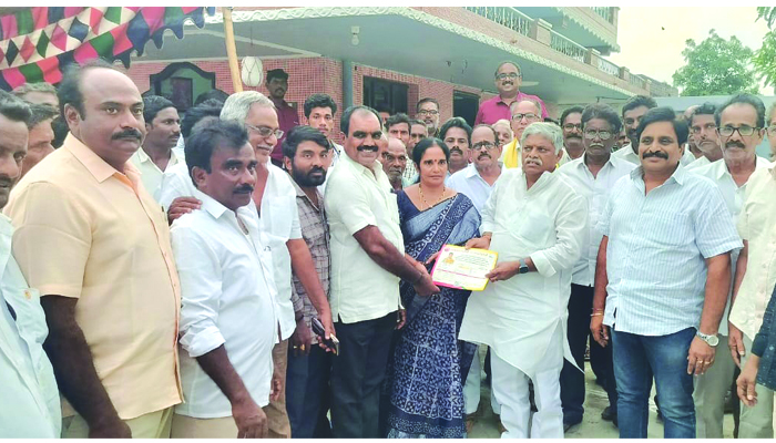 'చంద్రబాబుతోనే రాష్ట్రాభివృద్ధి సాధ్యం'