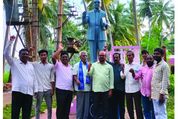 దళితులపై దాడుల పట్ల ప్రభుత్వ అలసత్వం