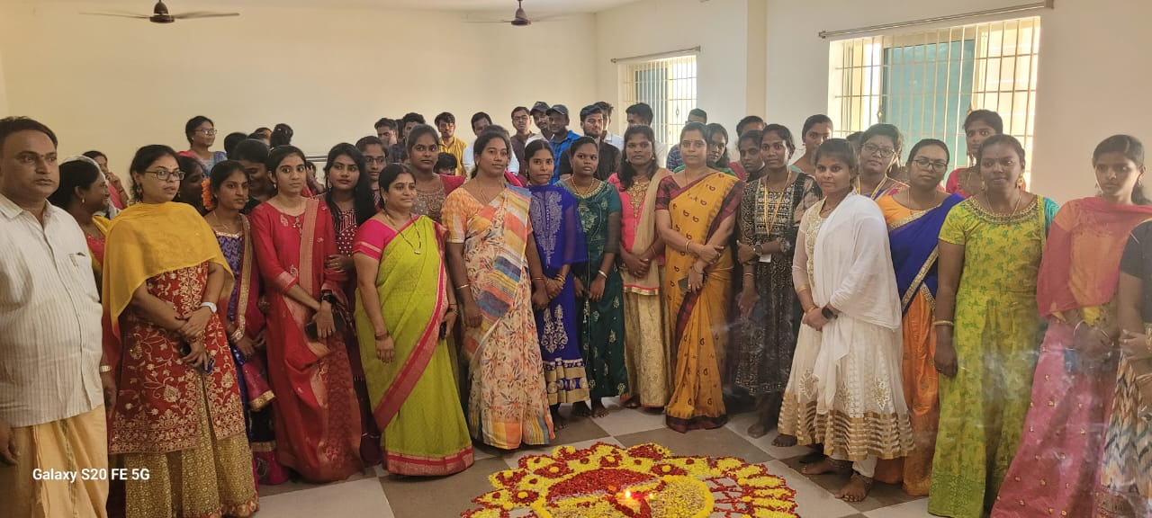 ఘనంగా 'విజయం' బిజినెస్‌ స్కూల్లో దీపావళి సంబరాలు