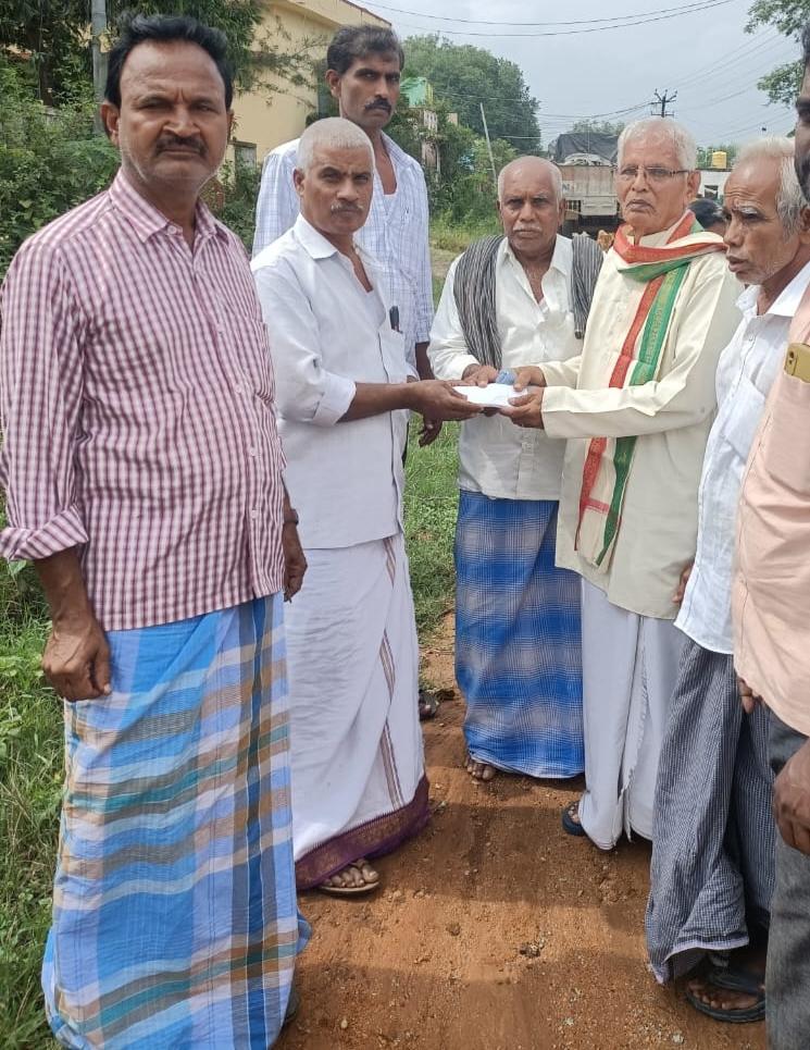 కళ్యాణ మండపం నిర్మాణానికి విరాళం