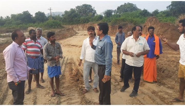 చెరువు మట్టి తీస్తే కఠిన చర్యలు