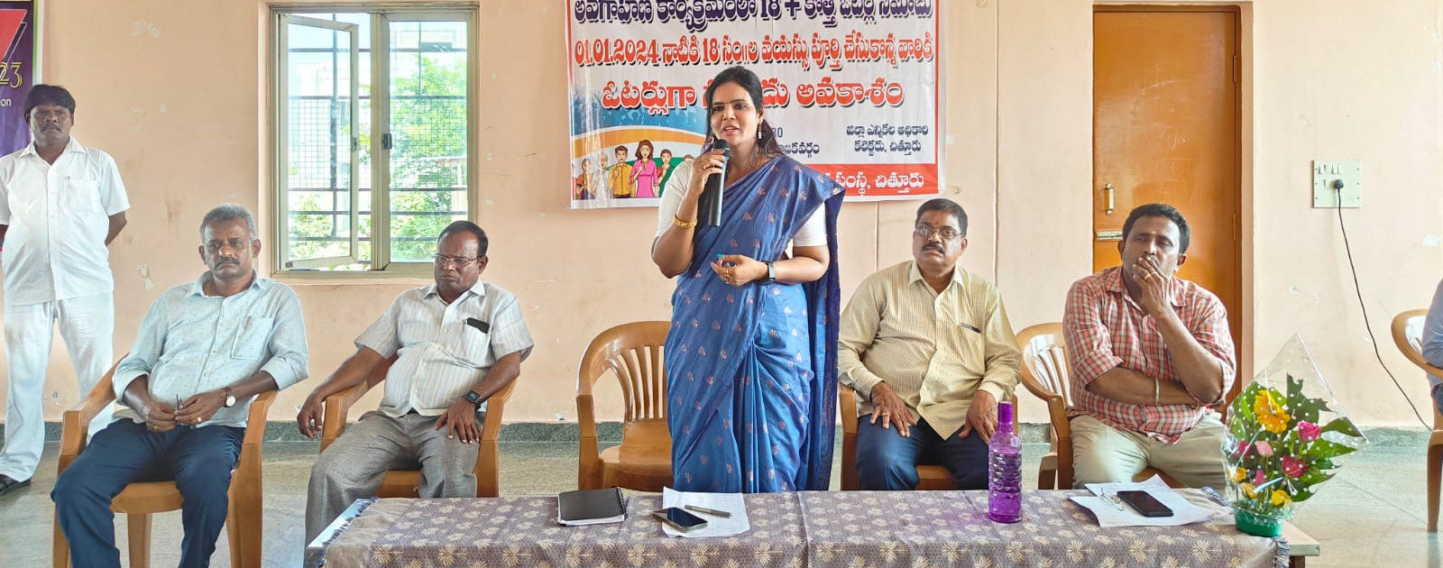 బిఎల్‌ఒలు అందుబాటులో ఉండాలి : కమిషనర్‌