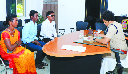 స్పందన ఫిర్యాదుల పరిష్కారంలో అలసత్వం వద్దు : ఎస్‌పి