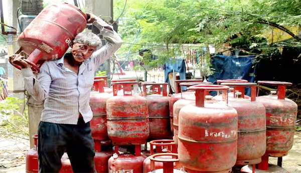 Gas-well-Commercial-cylinder-price-around-Rs-2000