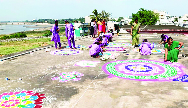 గ్రంథాలయాల్లో ముగ్గుల పోటీలు