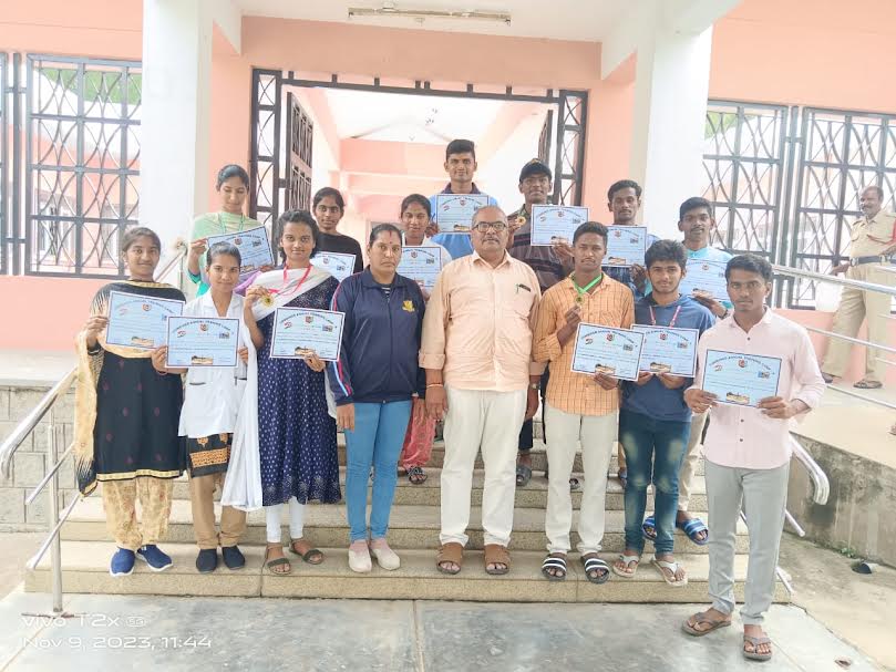 ప్రతిభ చాటిన 'ద్రావిడ' విద్యార్థులు