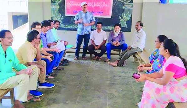 సమగ్ర శిక్ష ప్రాజెక్ట్‌ ఉద్యోగులను రెగ్యులర్‌ చేయాలి