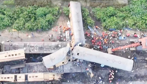 Train-accidents-due-to-Modis-policies-CITU-All-India-President-Hemalatha