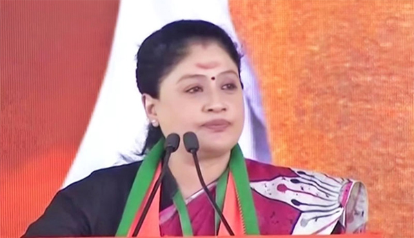 BJPs-honor-is-gone-Film-actress-Vijayashanthi