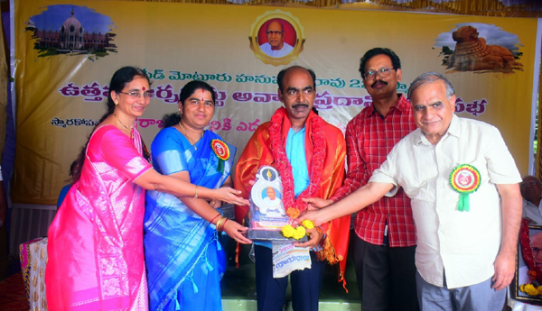 రాజ్యాంగానికి తప్పని సవాళ్లు