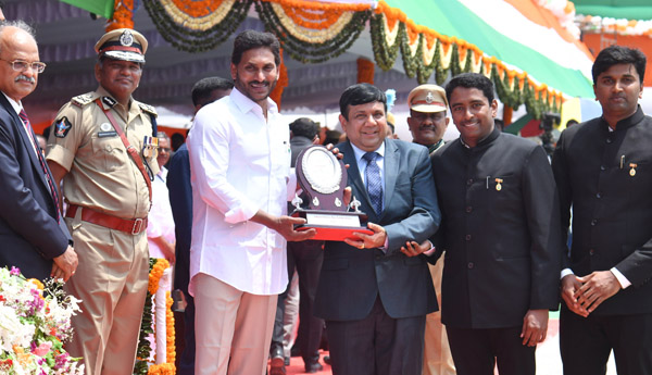 3RD PRIZE GRAMA SECERATRAIT