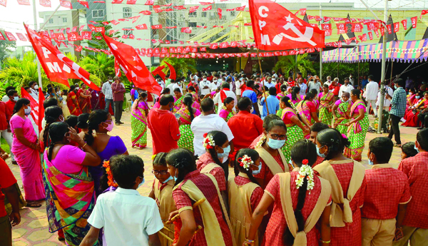 సమరశీల పోరాటాలు.. 