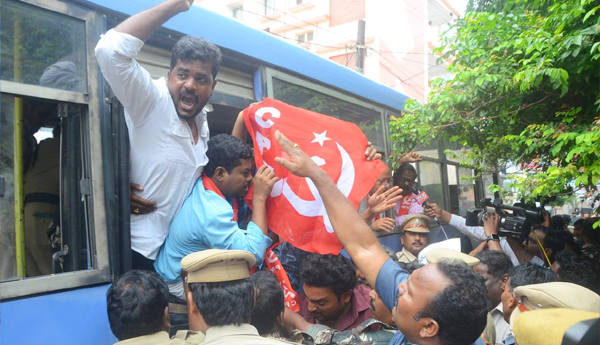 anganwadi-chalo-vijayawada-protest