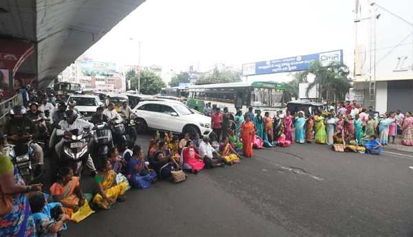 anganwadi-chalo-vijayawada-protest-vsp2