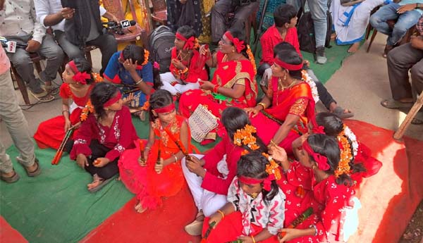 child kolatam