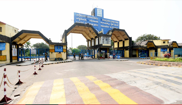 విశాఖ బంద్ స్వచ్ఛందం, సంపూర్ణం