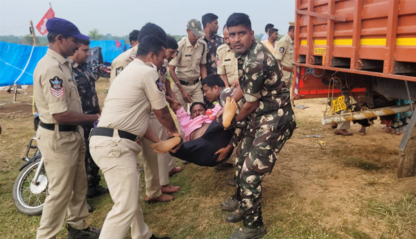 house-collapse-in-anantapuram-women