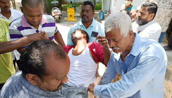 police attack on sfi leader in krishna dist