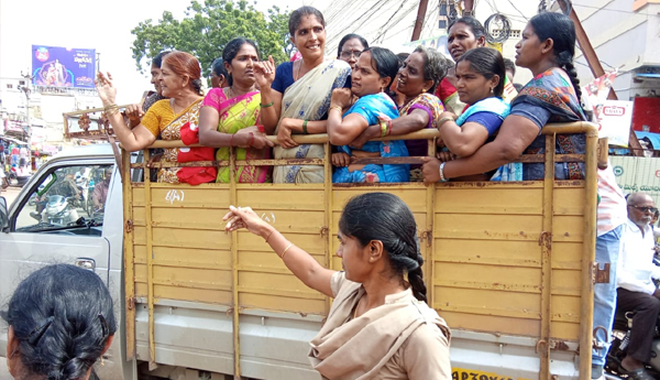 police-supress-on-anganwadi-chalo-vijayawada4