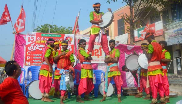 on stage kalakarulu 