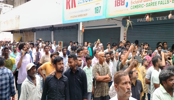 Fire-in-Vizianagaram-Balaji-Market-Shops